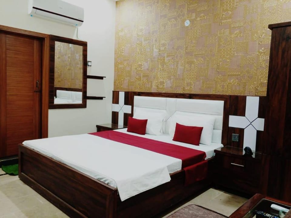 Airport Guest House - JIA Hotel in Karachi
