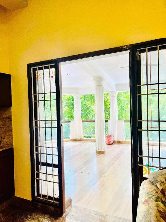 The Tides Inn Hotel in Chennai