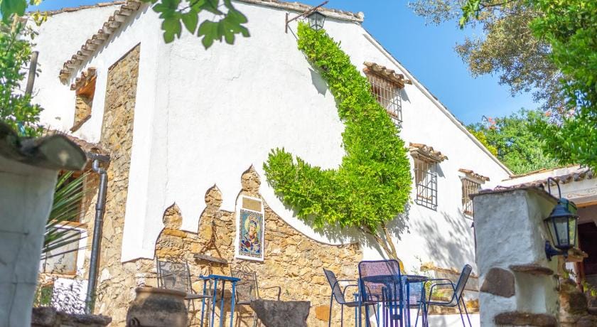 Cinco Lunas VEGETARIAN Guesthouse Hotel in Sierra de Cádiz