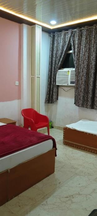Dev PG Stay  Vacation rental in Uttar Pradesh
