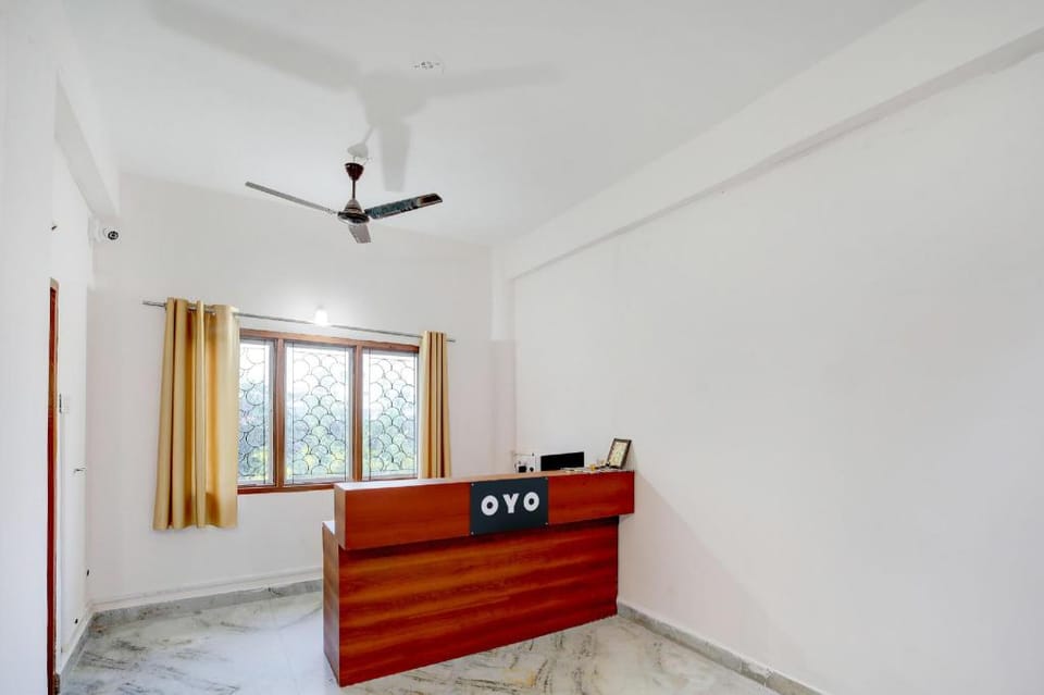 Hotel O Seven Road Junction Formerly Nataraj Lodge Hotel in Andhra Pradesh