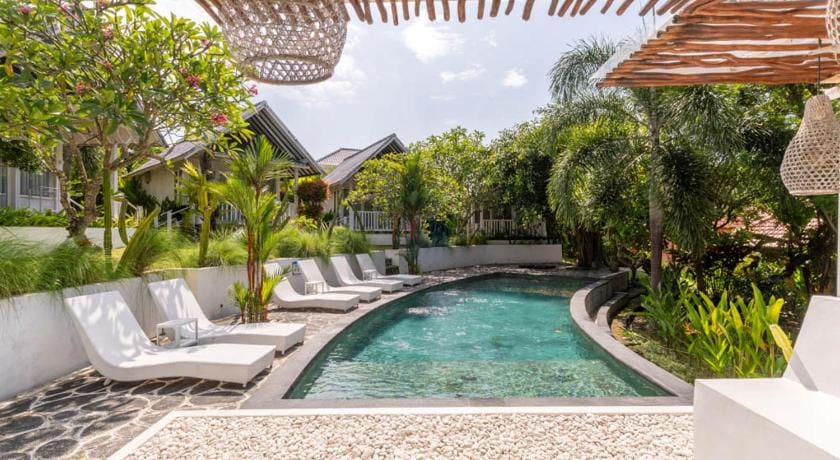 Sun and Moon Bungalow Village Hotel in Bali