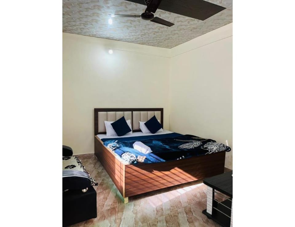 Hotel Abu hills Hotel in Rajasthan