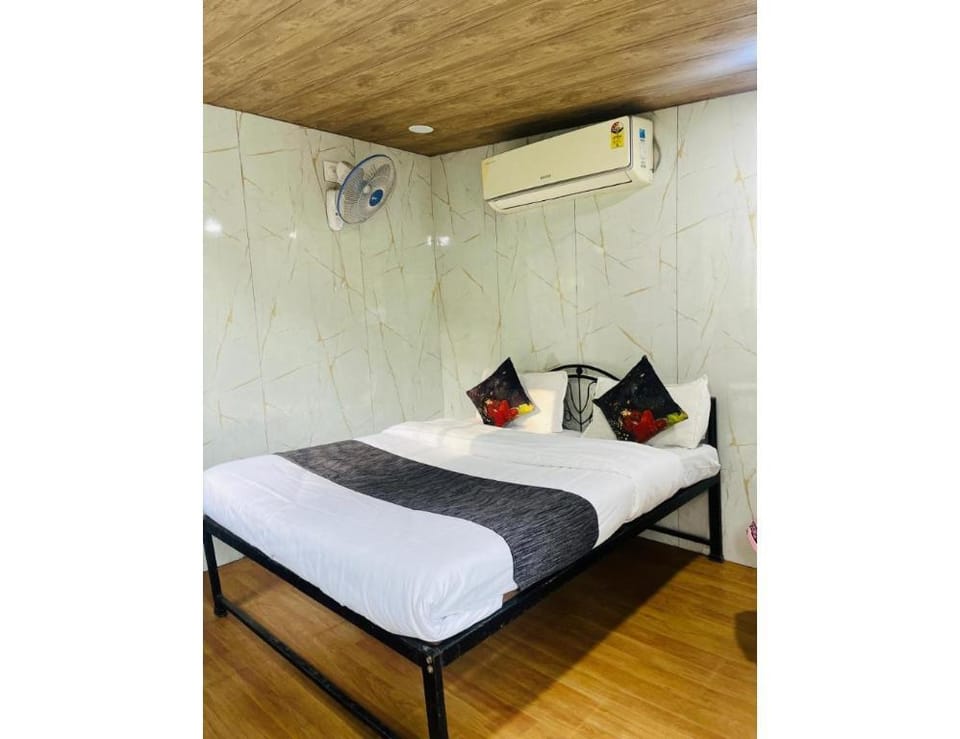 Hotel Abu hills Hotel in Rajasthan
