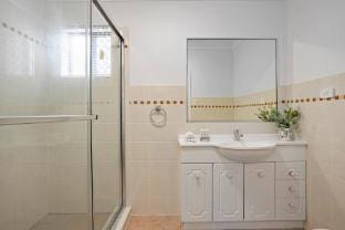 Comfy 2-Bedroom Family Apartment with Free Parking Apartment in Kangaroo Point