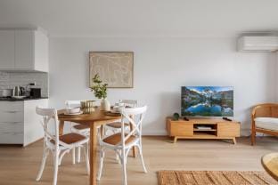 Stylish 1-Bed Apartment Near Manly Beach Apartment in Manly
