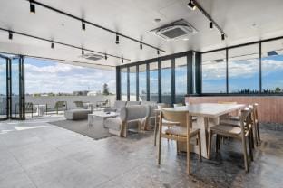 Chic Studio Stay Near Cafés and Coastline Apartment in North Fremantle