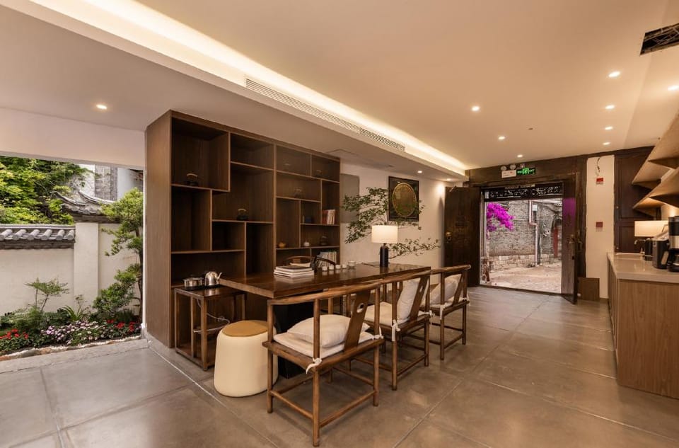 松枫三墅丨花园庭院丨丽江古城木府店 Hotel in China