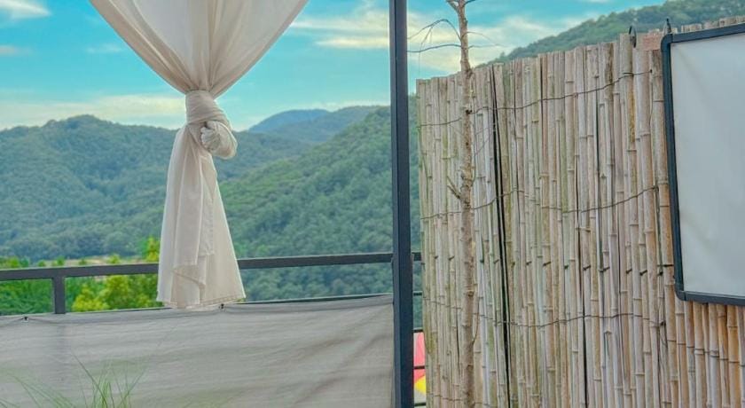 가평 스페인마을풀램핑 (Spain Village Poolamping) Hotel in Gyeonggi-do