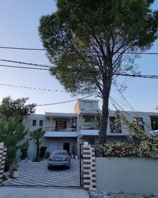 Hotel Celaj Hotel in Vlorë