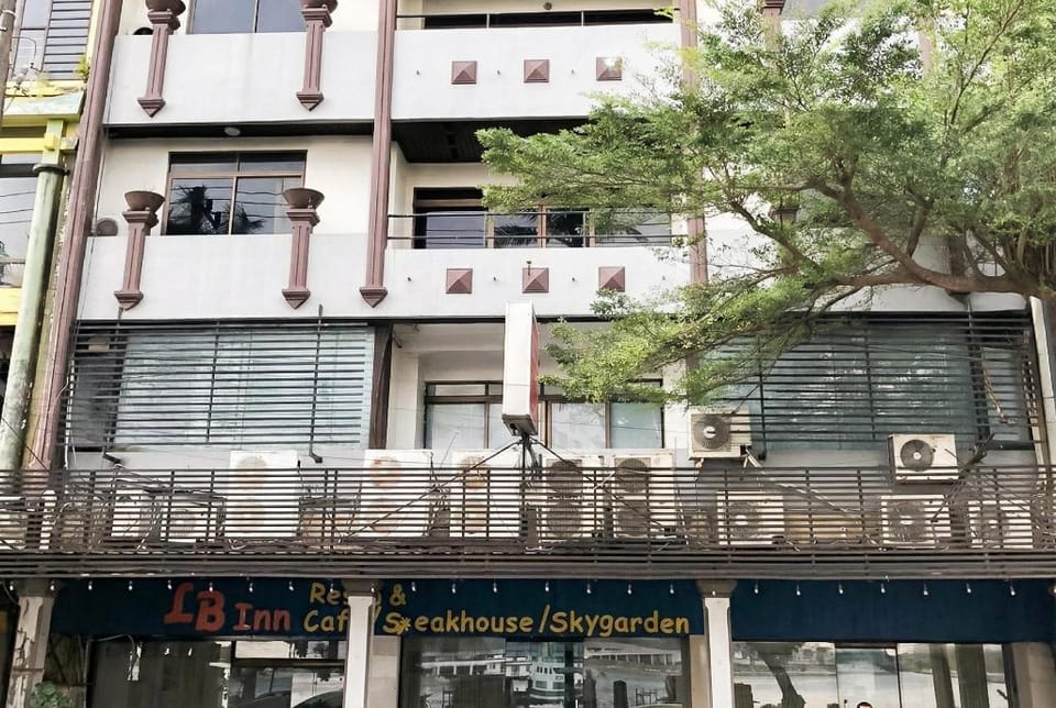 Urbanview Hotel near Pantai Losari Makassar Hotel in Indonesia