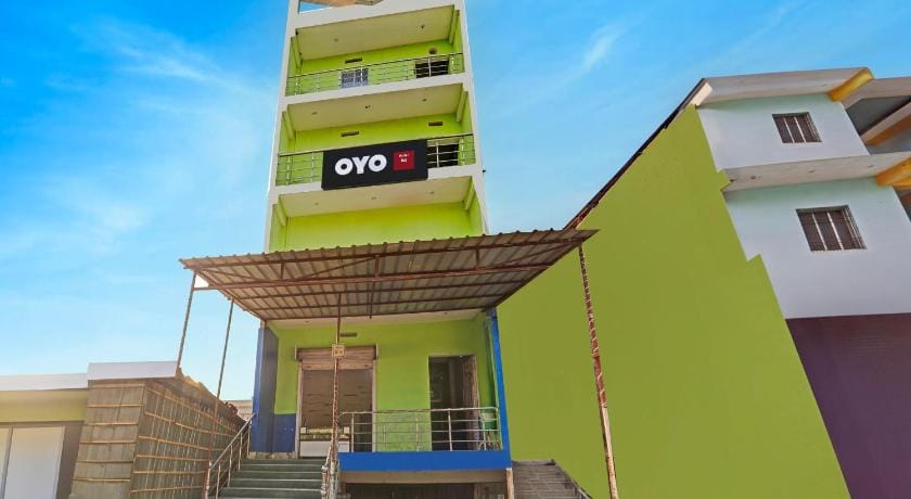 Hotel O by OYO Raj Hotel in India