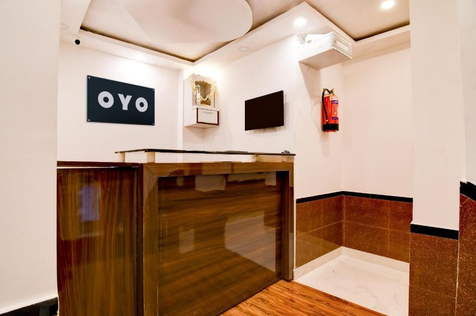SPOT ON by OYO Night Owl Hotel & Guest House Hotel in Kolkata
