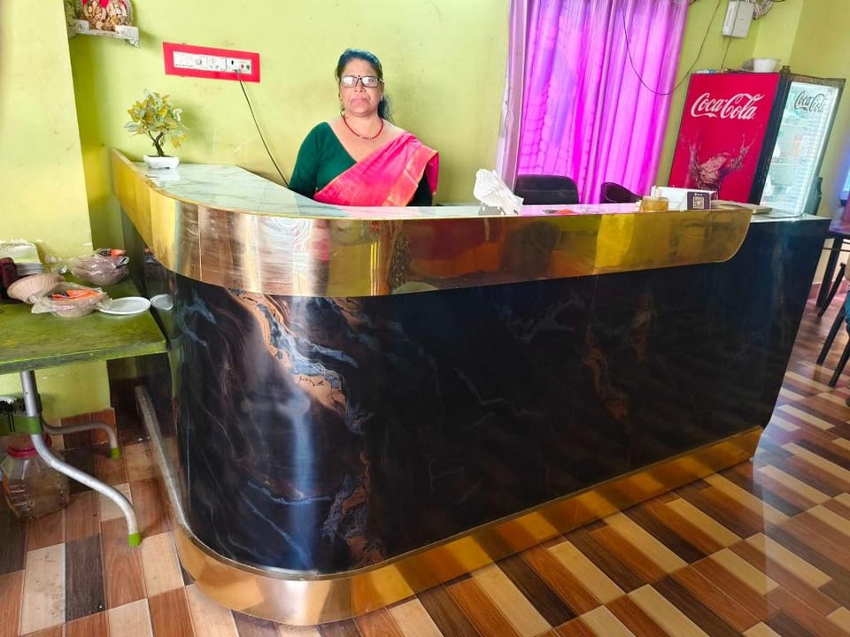 SPOT ON by OYO Park Hotel And Restaurant Hotel in West Bengal