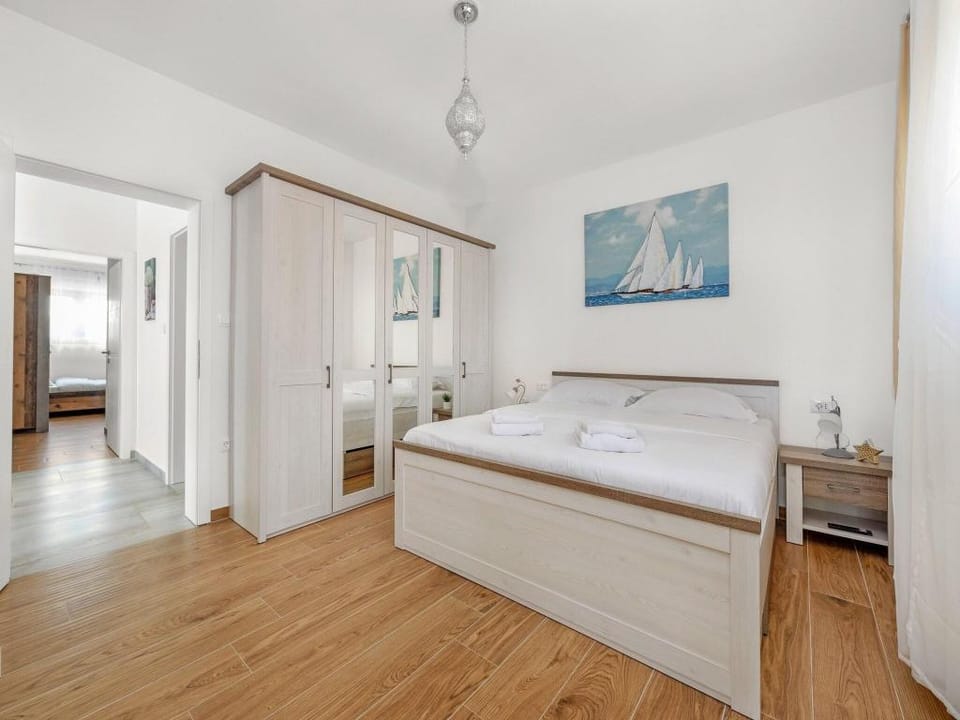 Villa in Krnica with Pool near Pebble Beach Hotel in Istria County