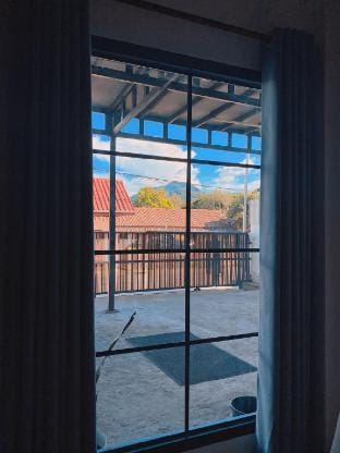 Large Modern Room Private Bathroom Central Villa in Luang Prabang