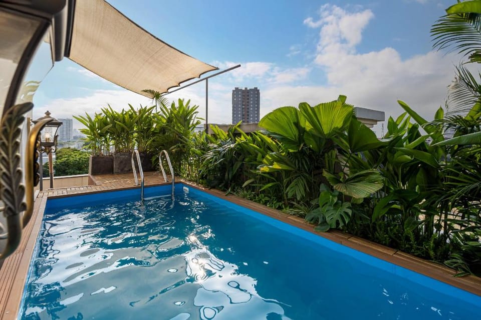 Maison Villa,hồ bơi, 6PN,Karaoke,Billiards&BBQ Hotel in Ho Chi Minh City