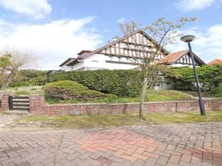 Villa in Het Zoute near Zeedijk Promenade Villa in Knokke-Heist