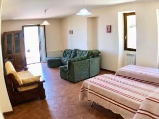 Heavenly Villa in the Heart of Umbria on Top of the World sleeps 50 Villa in Umbria