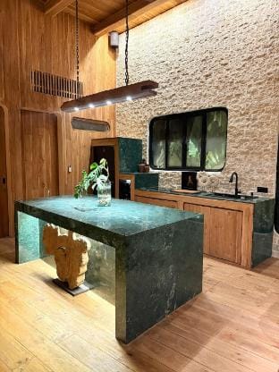 3 Storey Villa 2BR Uluwatu Pool/Gym/Sauna/Ice Bath Villa in Bali