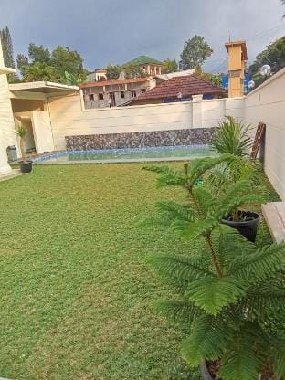 Villa Trivella Dream House Villa in Cisarua