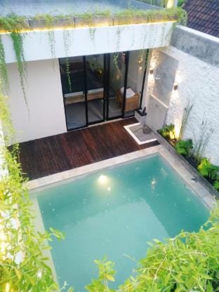 Xmas Villa 3B/3Ba@ Canggu/Rooftop/Garage/Nepreso Villa in North Kuta