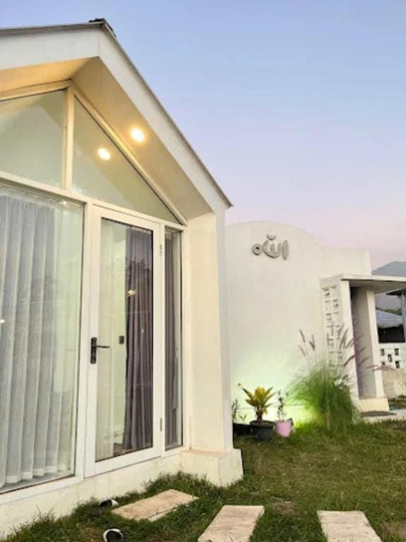 Villa Miradarma Lodge in West Nusa Tenggara, Indonesia