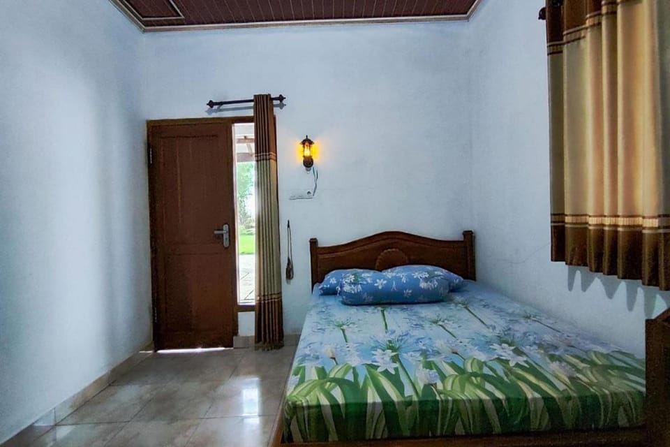 OYO 95055 Homestay Panasan Pak Budi Hotel in Indonesia