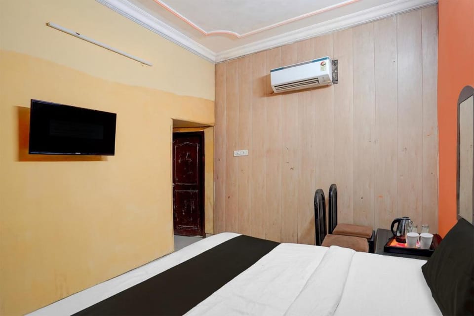 Hotel O Durgapuri Metro Station Lucknow Formerly Pal Awadh Hotel in Lucknow