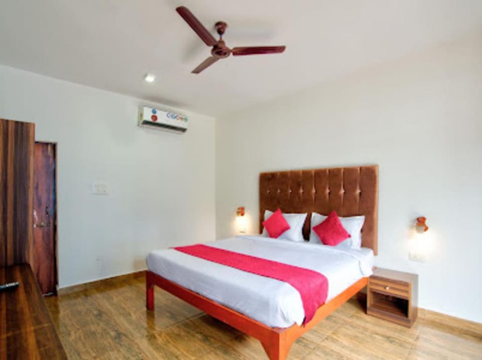 Hotel Sky Blue Baga Goa Hotel in Baga