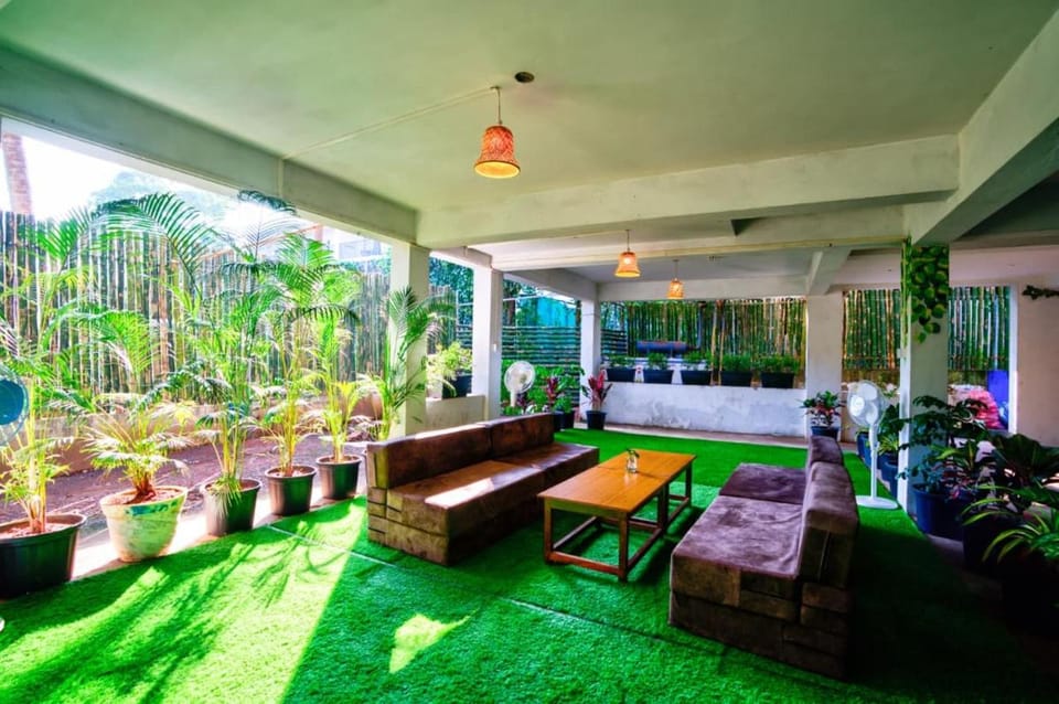 Green Wave Luxury Resort Hotel in Goa, India