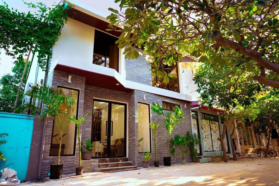 Handhuveli Dhangethi Bed and Breakfast in Maldives