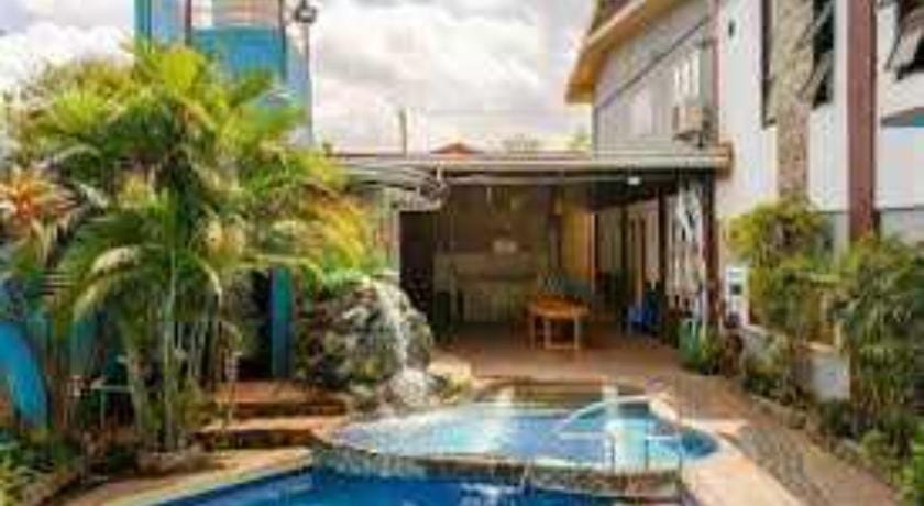 OYO 1187 Rose And Ross Place Budget Hotel And Private Resort Hotel in Calabarzon