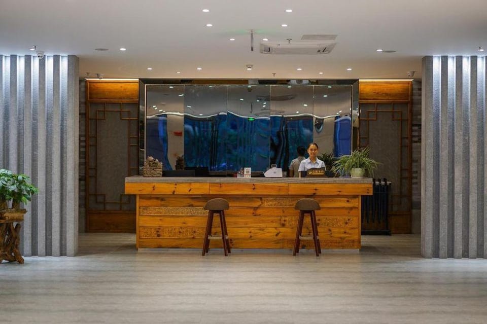 Floral Hotel · Fuyu Hotel Hotel in Zhejiang