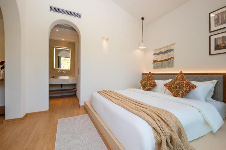 Floral Lux Hotel · Huangshan warm wood hotel Hotel in Zhejiang