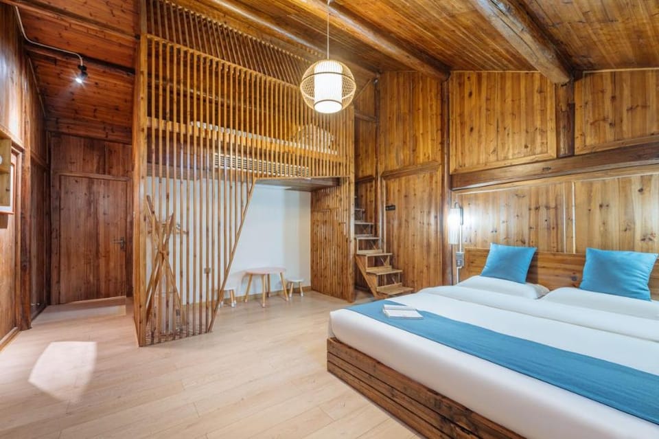 Floral Hotel · Quzhou Yueming Cangwu Hotel  (Ziweishan National Forest Park Branch) Hotel in Zhejiang