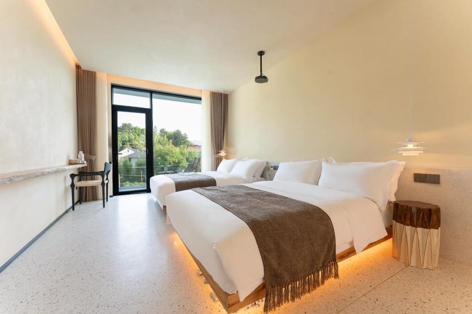 Floral Hotel·MiYu hotel (OMG Heartbeat Park Store) Hotel in Hangzhou