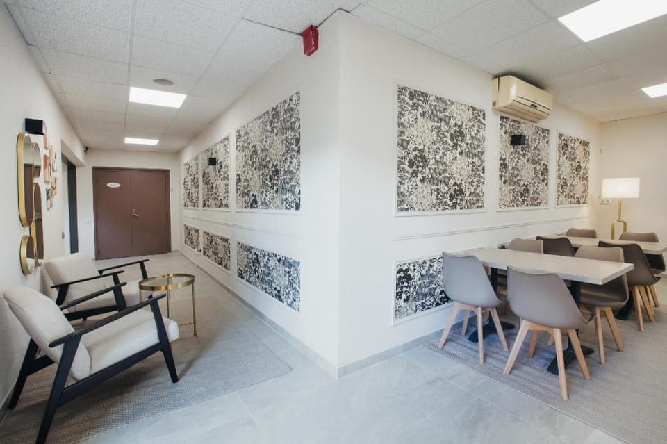 GabHouse - Moulin à Vent Hotel in Lyon