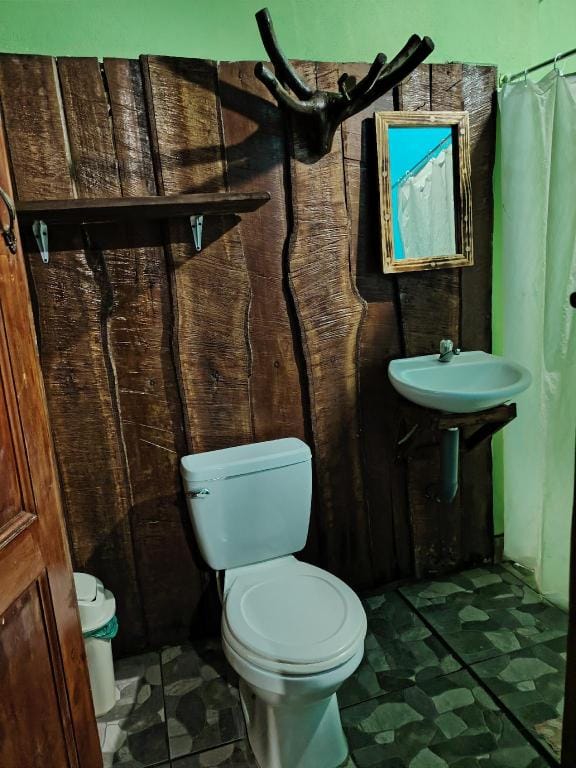 Green point lodge Hotel in Puntarenas Province