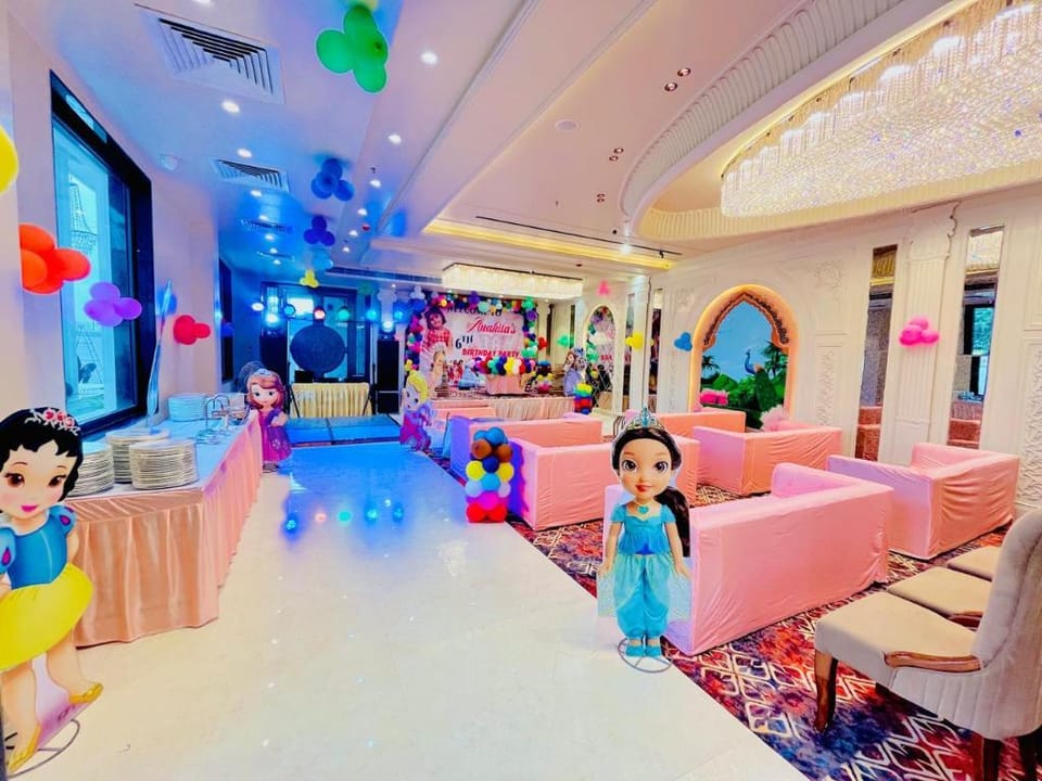 Imagine Resort Hotel in Lucknow