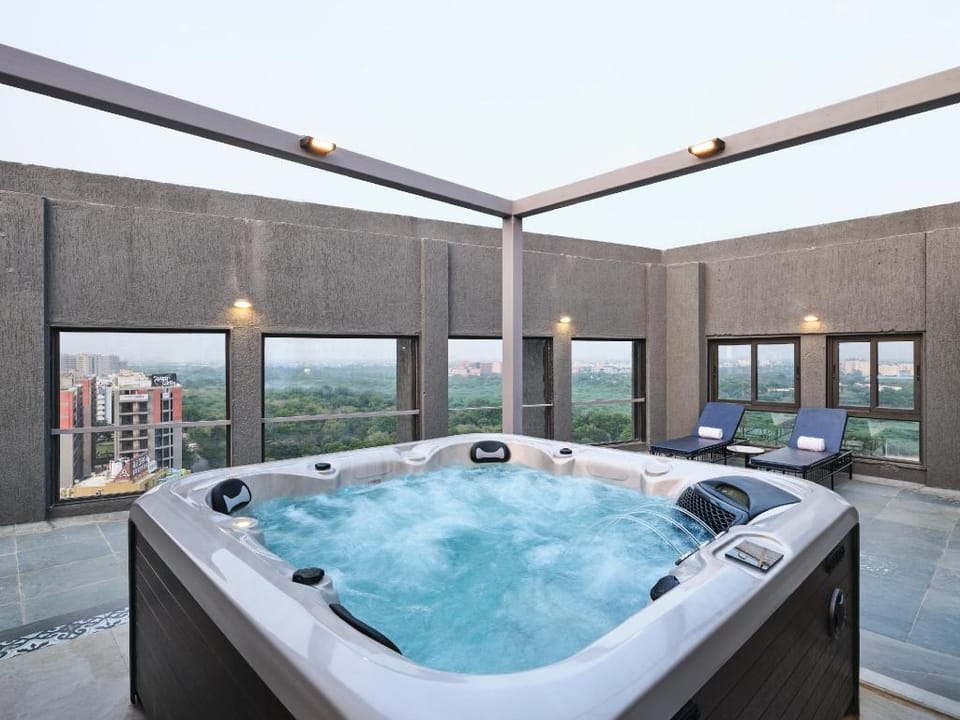 Pride Elite Gandhinagar Hotel in Gandhinagar