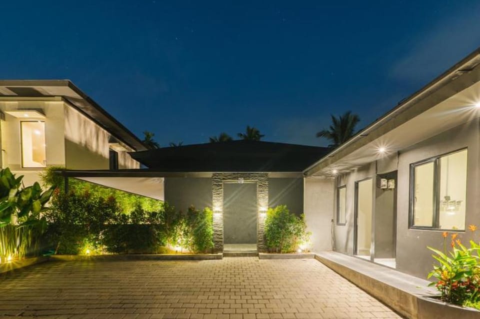 Himawari House Hotel in Blahbatuh