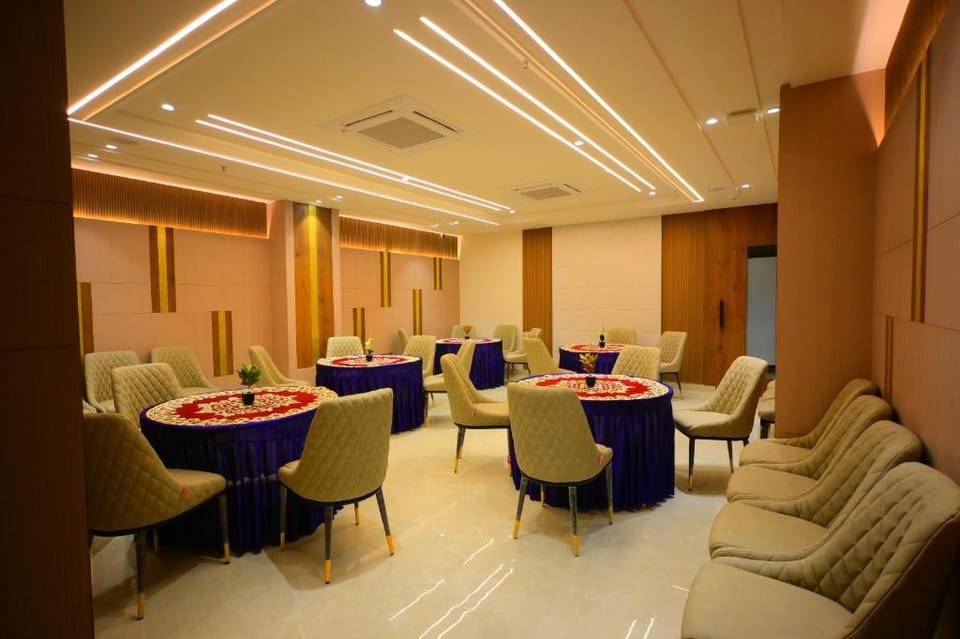 Hotel The Comfort Villa Hotel in Lucknow