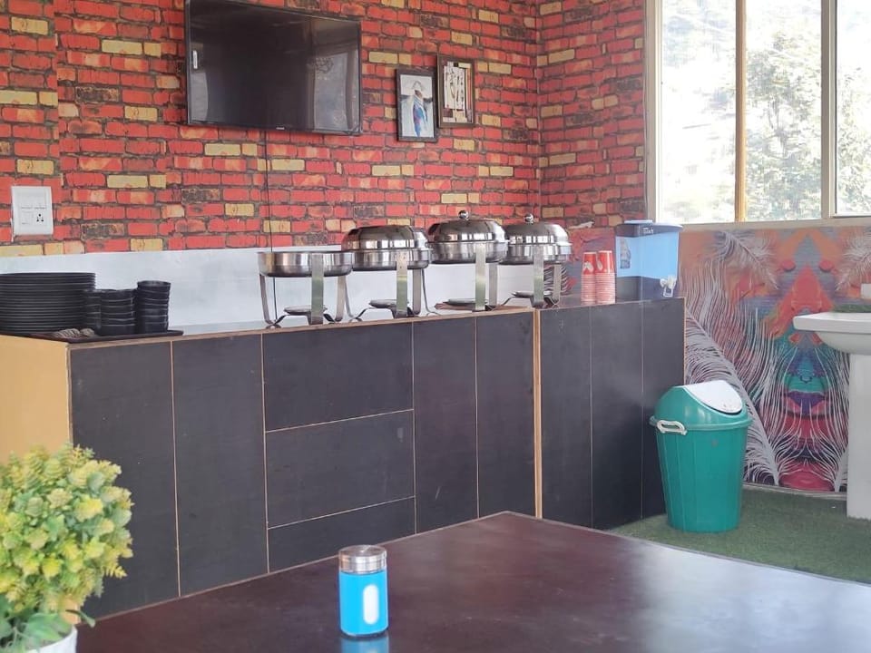 Anany Resort Hotel in Uttarakhand