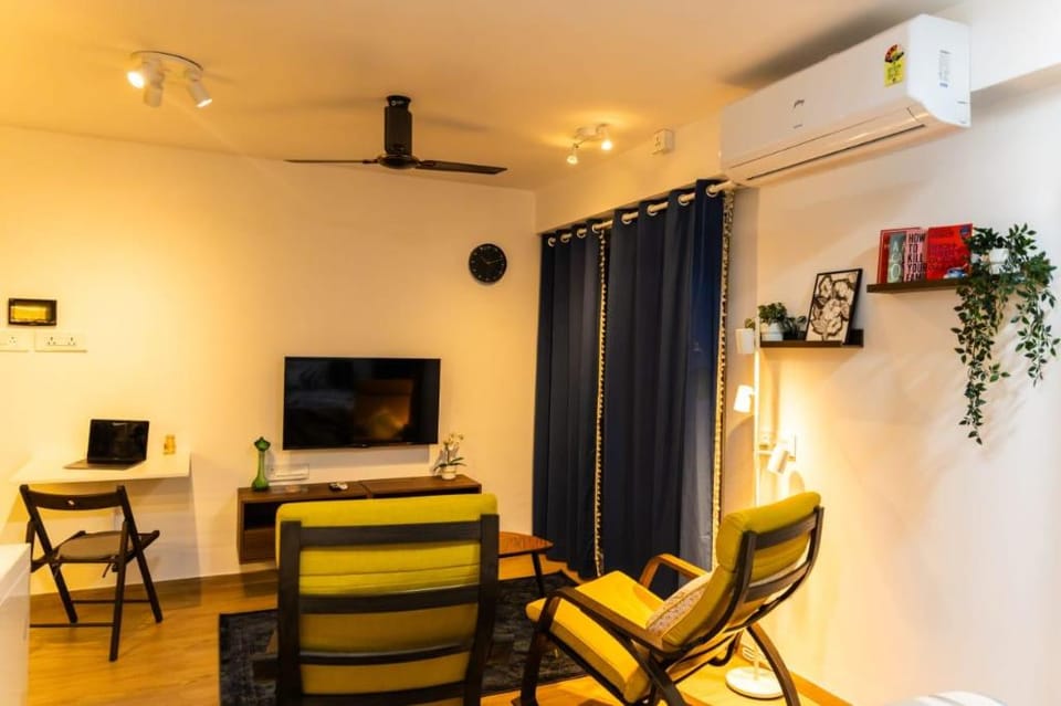 Neon by steazy Hotel in Pune