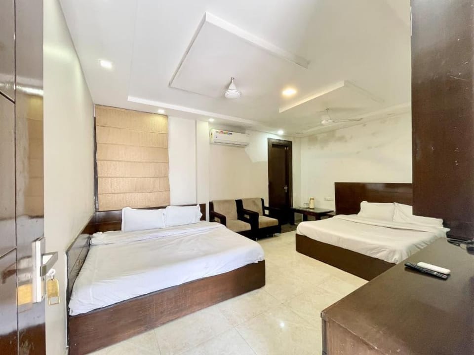 DhamStay Hotel R B Haridwar Hotel in Uttarakhand