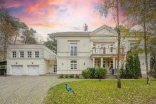 Chylicka 61 | Konstancin Jeziorna | Luxury Villa Apartment in Masovian Voivodeship