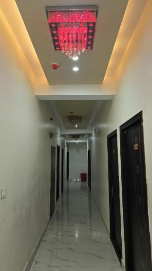 Girivar Dham  Apartment in Uttar Pradesh