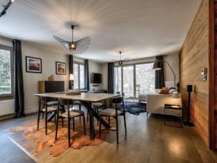 Modern Mountain Haven in Chamonix Apartment in Chamonix