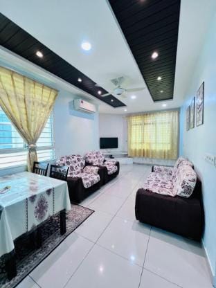 S PICE ARENA HOMESTAY  Apartment in Bayan Lepas